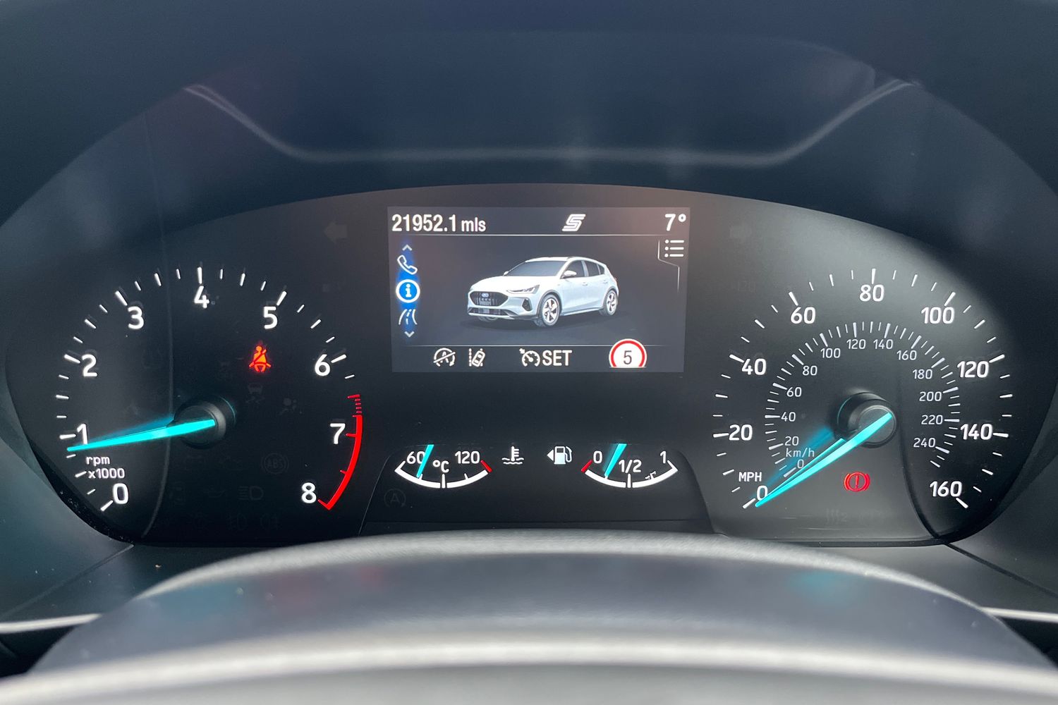 Ford FOCUS Photo 12