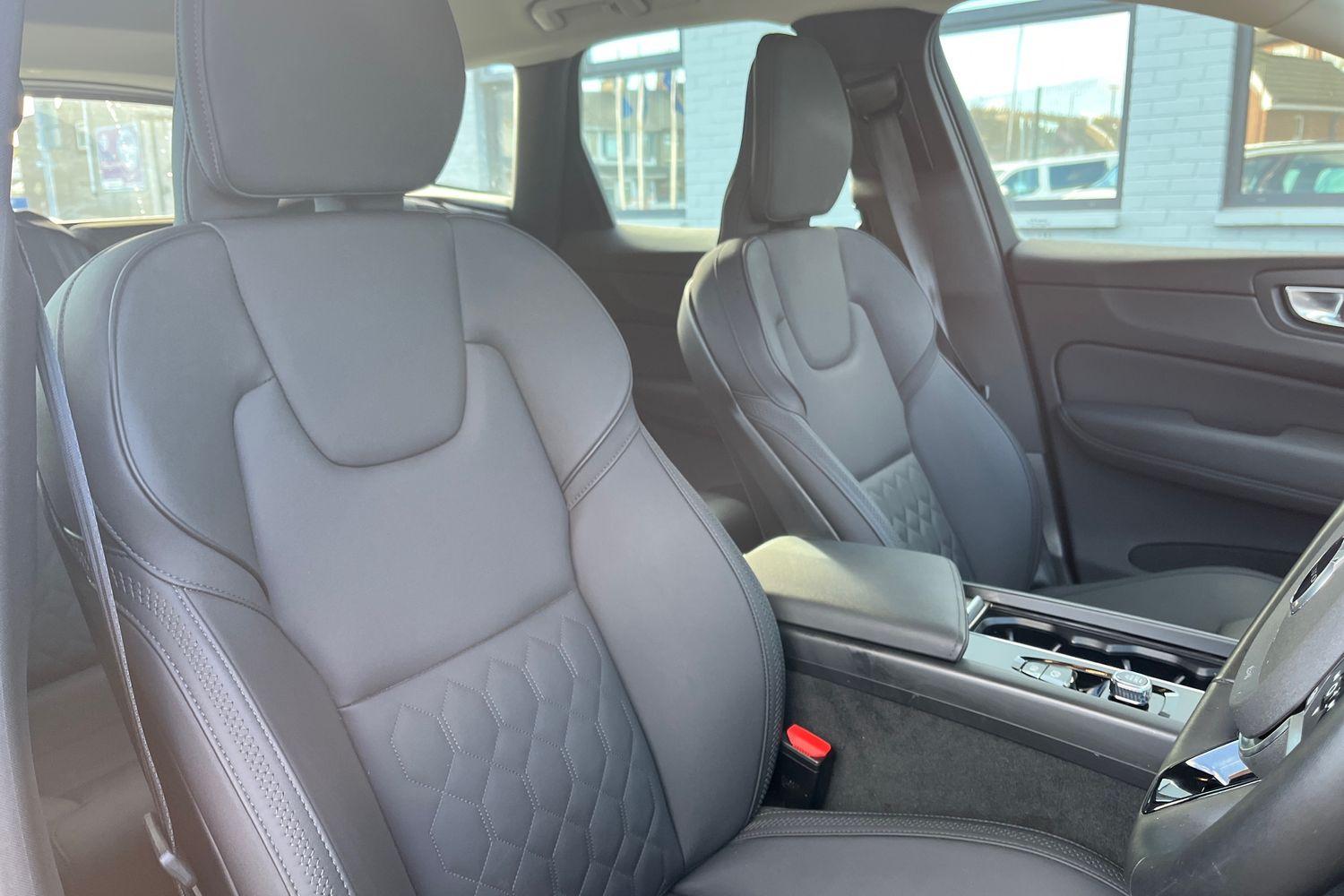 Volvo XC60 Photo 16