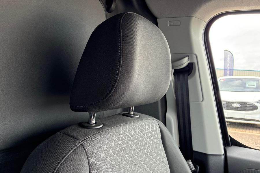 Ford TRANSIT CONNECT Photo autoimg-0802a747954553bf914b52c2e6eedee38e656c2c.jpg