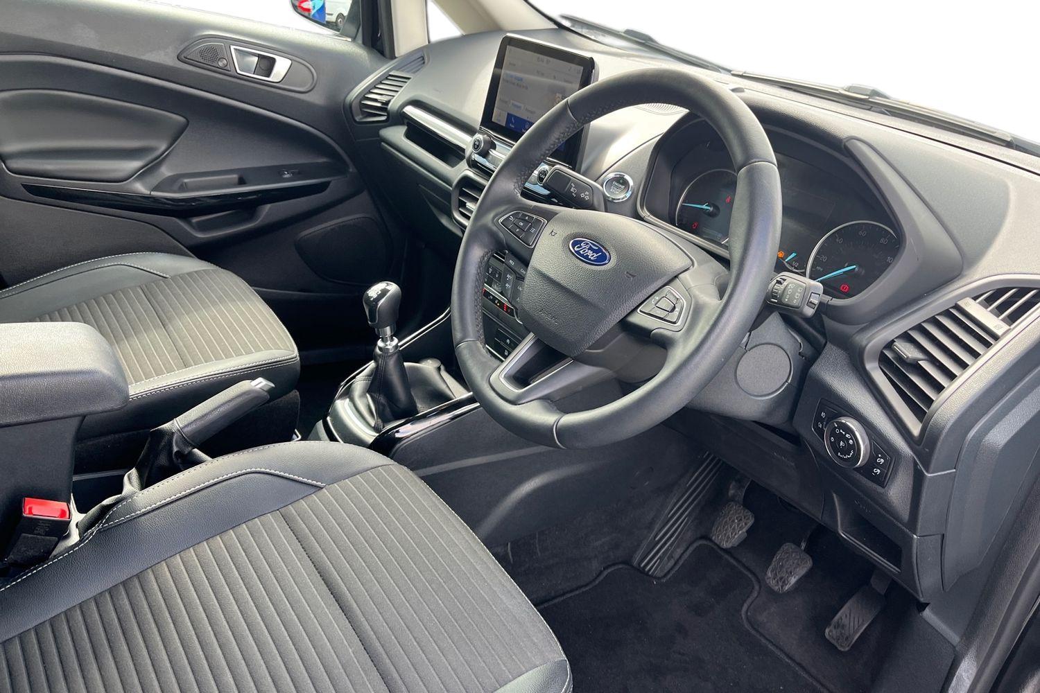 Ford EcoSport Photo 8