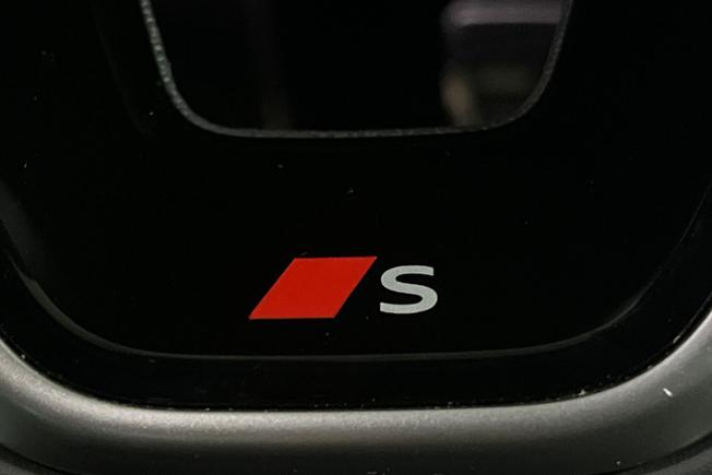 AUDI Q5 Photo 24
