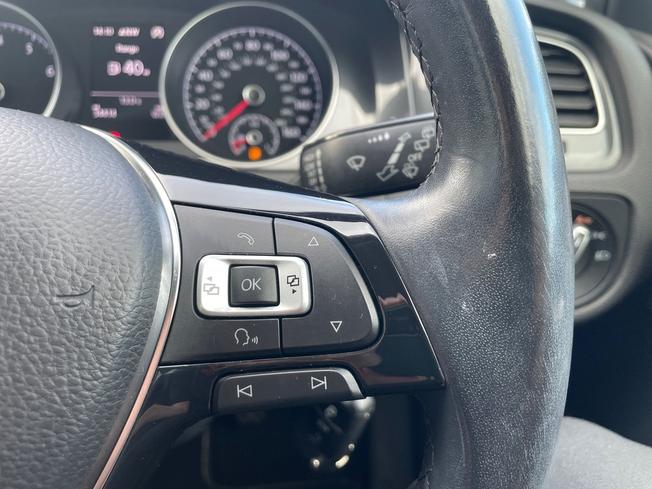 Volkswagen Golf Photo 17