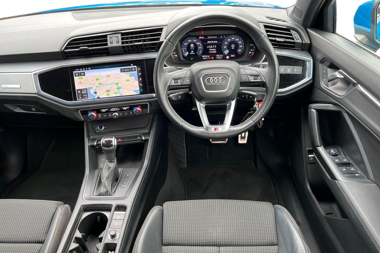 Audi Q3 Photo 10