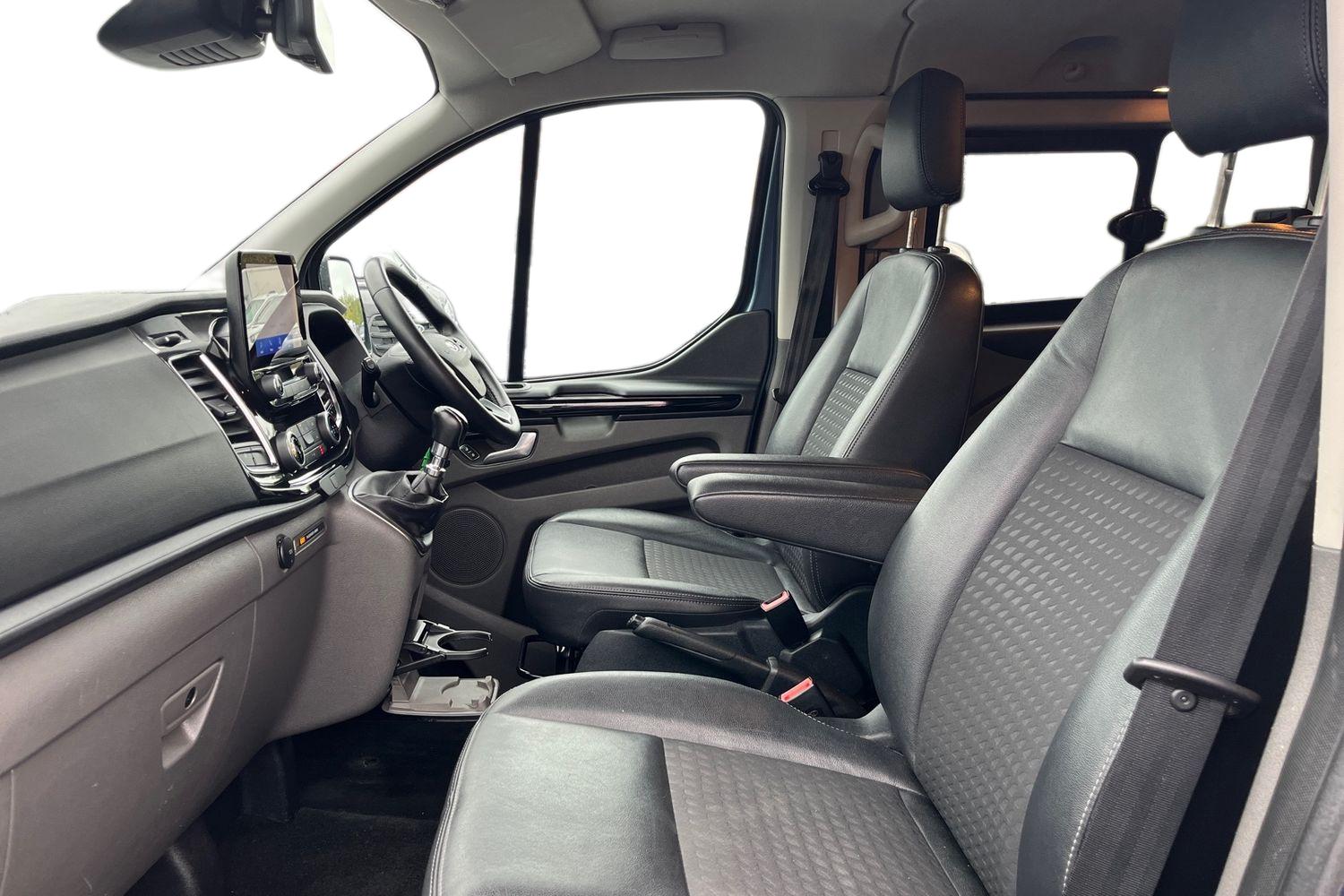 Ford TRANSIT CUSTOM Photo 9