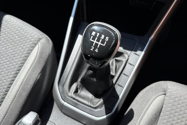 VOLKSWAGEN Polo Photo 22