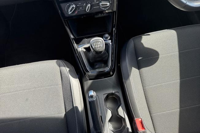 Volkswagen T-Cross Photo 29