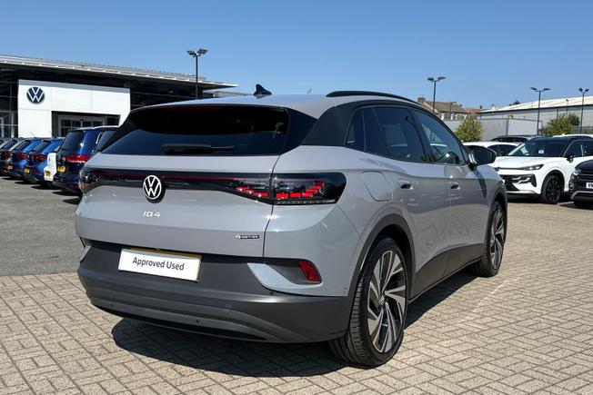 VOLKSWAGEN ID.4 Photo 34