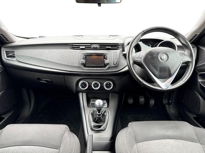 ALFA ROMEO Giulietta Photo 10