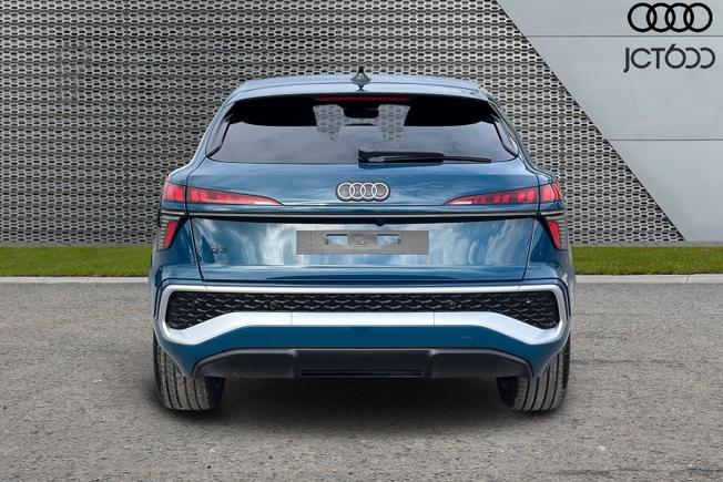 AUDI  Q3 Sportback Photo 7