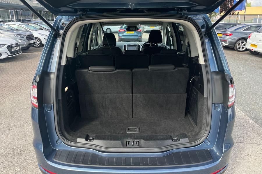 Ford Galaxy Photo autoimg-081e17f08415c91c3ee344bfa5169adb72eeba17.jpg