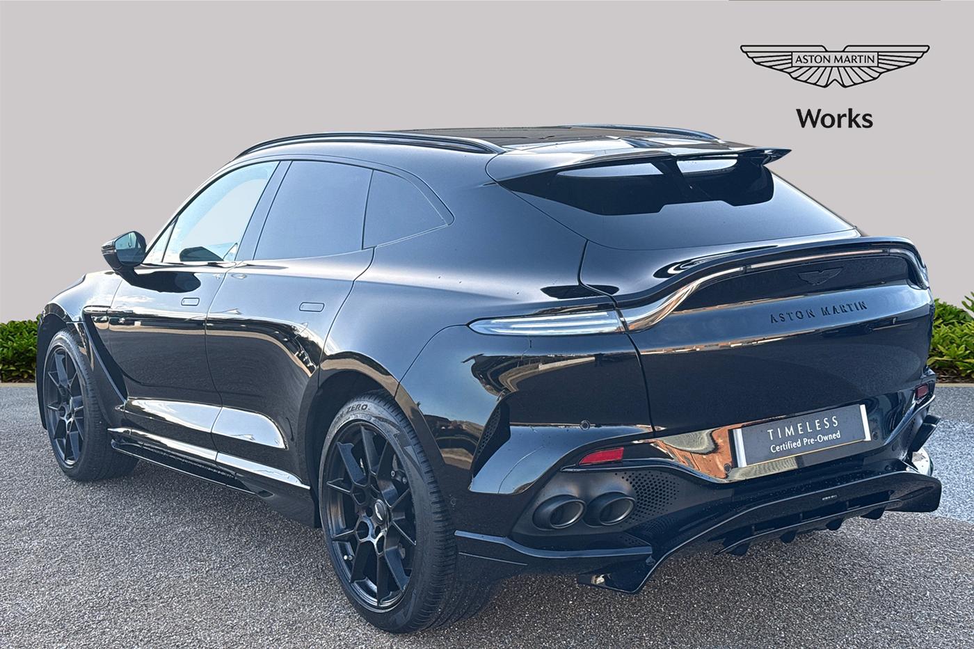 Aston Martin DBX 707 2025