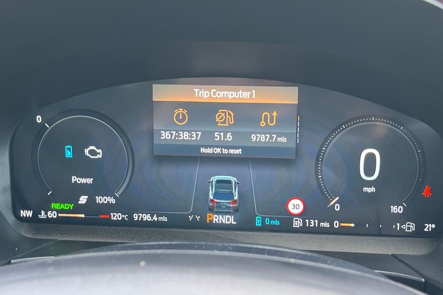 Ford Kuga Photo autoimg-08237132eac8a818e56711af5d5418323edc1456.jpg