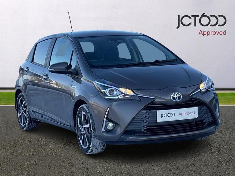 Used TOYOTA Yaris