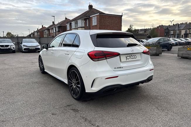 MERCEDES-BENZ A Class Photo 24