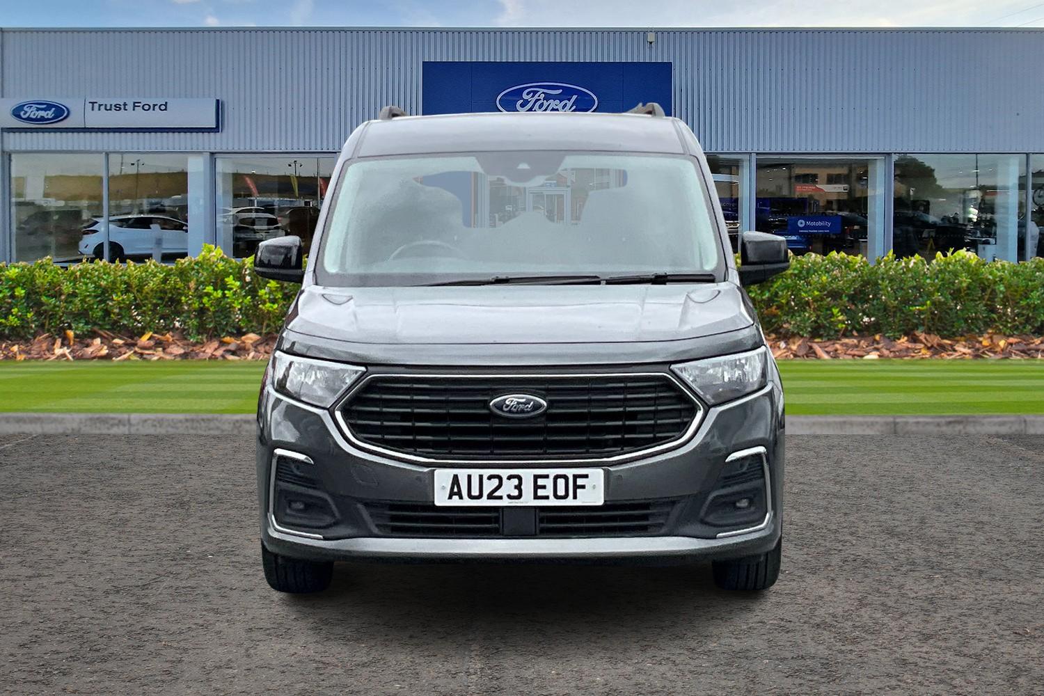 Ford TOURNEO CONNECT Photo 5