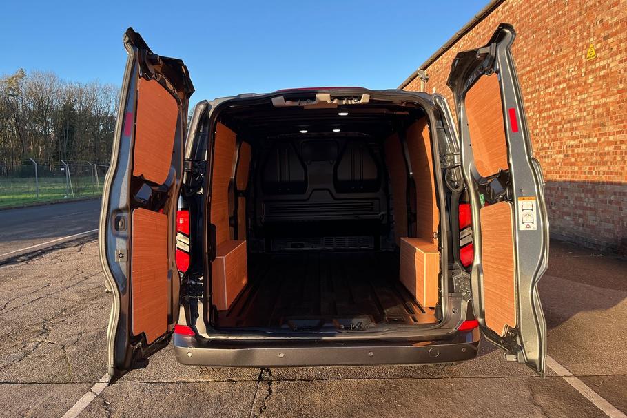 Used Ford TRANSIT CUSTOM 6