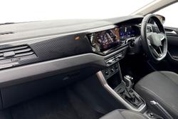 VOLKSWAGEN POLO Photo 2