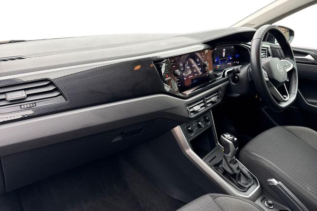 VOLKSWAGEN POLO Photo 2