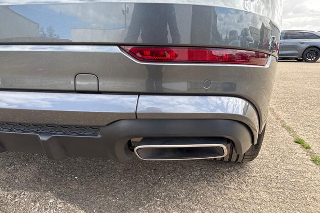 AUDI Q8 Photo 46