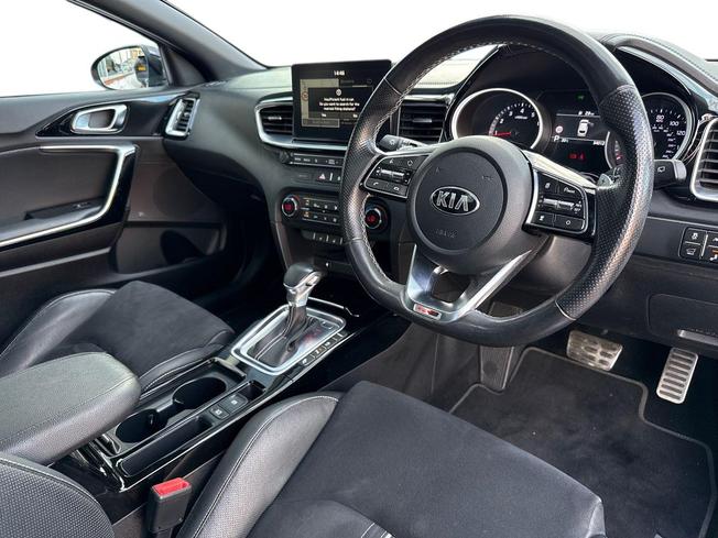 KIA ProCeed Photo 6