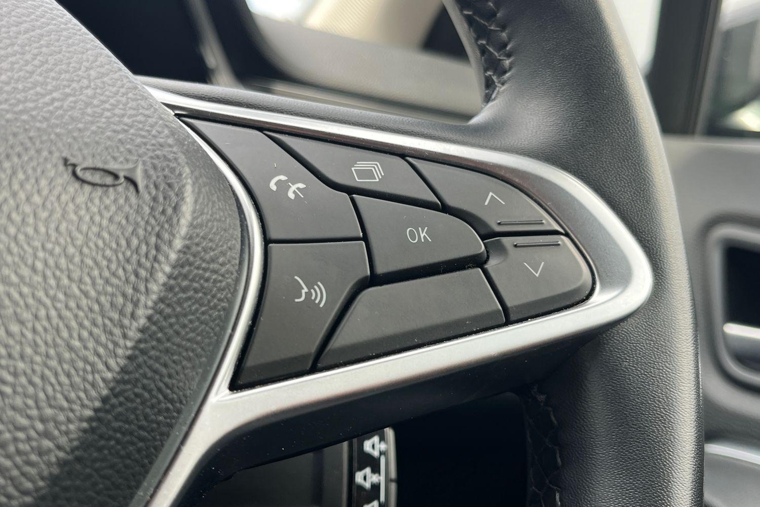 Renault CAPTUR Photo 38