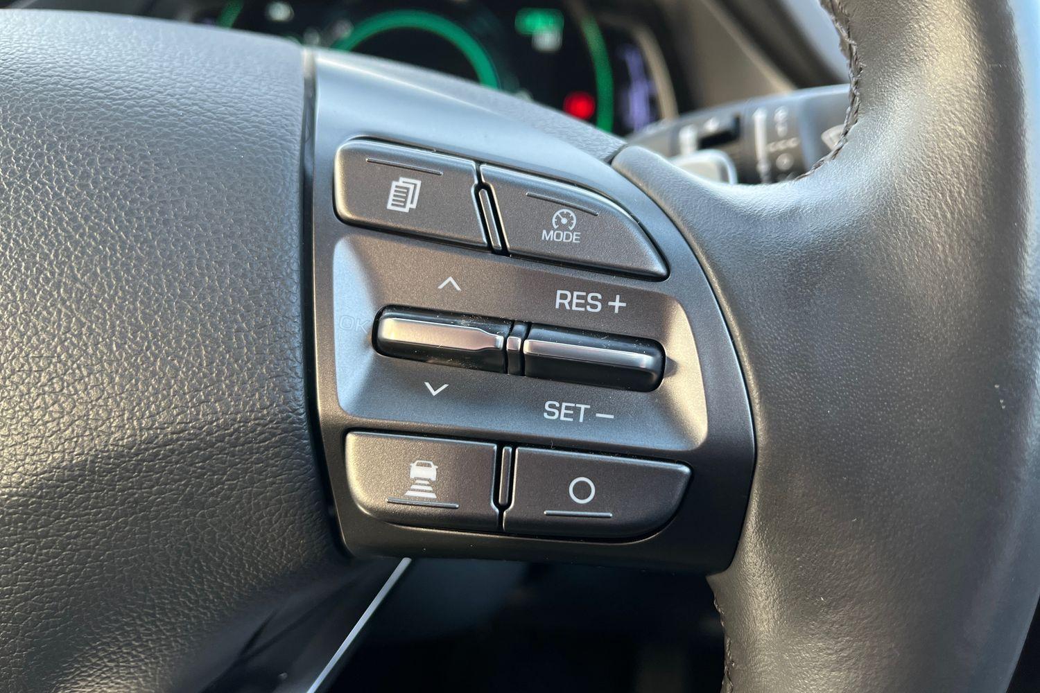 Hyundai IONIQ Photo 35