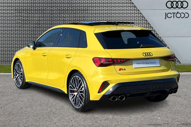 AUDI S3 Photo 3