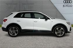 AUDI Q3 Photo 4