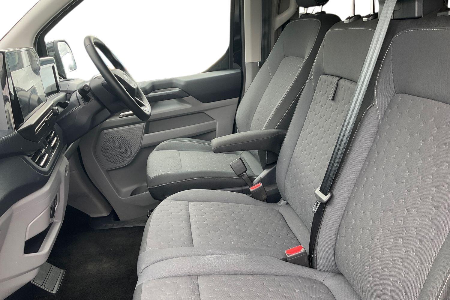 Ford TRANSIT CUSTOM Photo 9