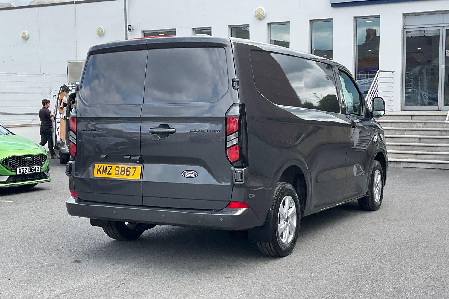 Ford TRANSIT CUSTOM Photo 23