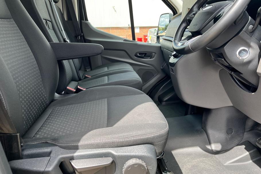 Used Ford Transit MF25ZRE 27