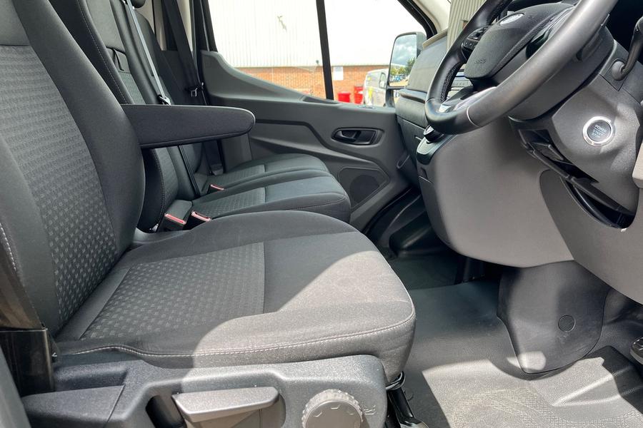 Ford Transit Photo autoimg-08477dd3f07d2da8ae2b0a34cfcab4a2fae90ee1.jpg