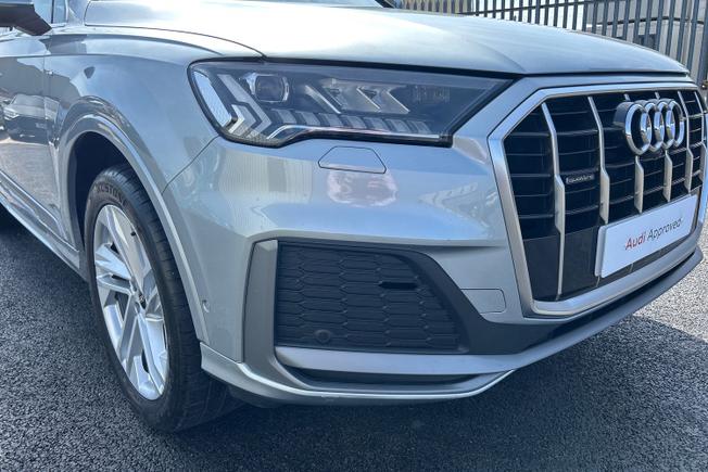 Audi Q7 Photo 29