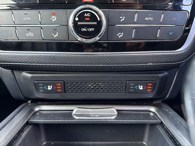 SSANGYONG Rexton Photo 38