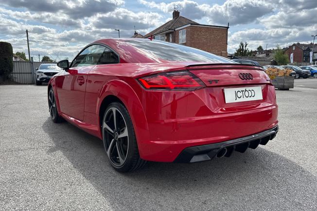 AUDI TT Photo 23