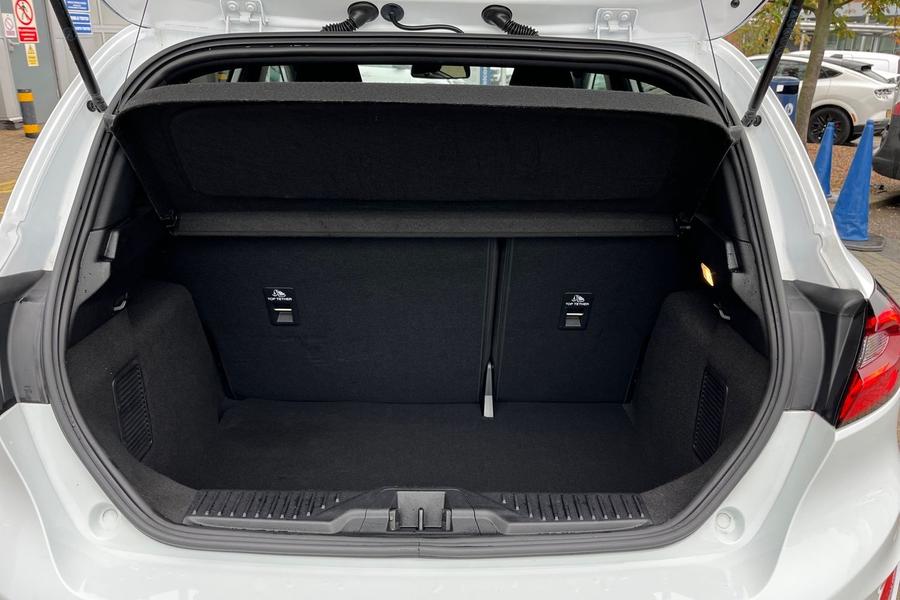 Ford Fiesta Photo autoimg-0850cc9368da6212b8e2158f3151a9eb9b042495.jpg