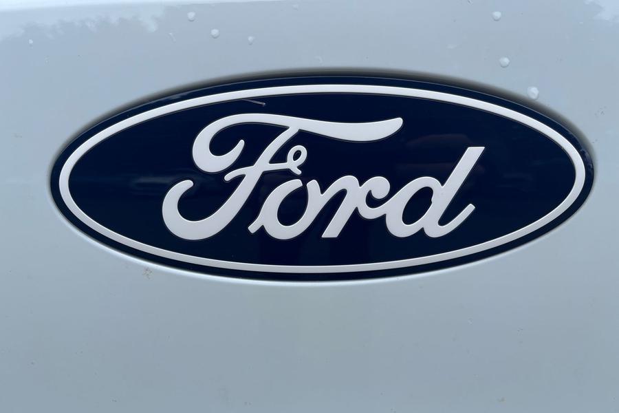 Ford Explorer Photo autoimg-085118b598ad3f02cb2564b98e4a65b5065aec4d.jpg