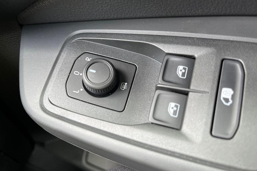 Ford TRANSIT CONNECT Photo autoimg-0852d57439062fdfe664813d35e136b7ac6b276f.jpg