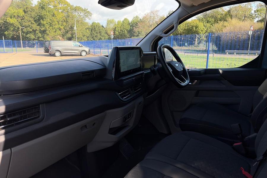 Ford Transit Custom Photo autoimg-08530c08972b5da15b0bbda4a7b2e837952010bf.jpg