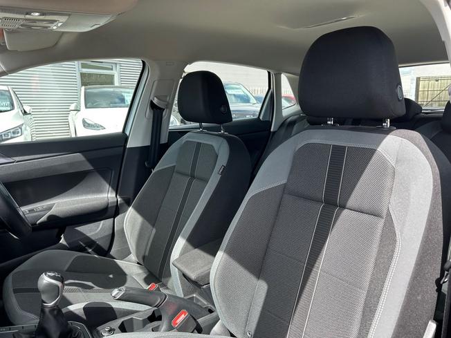 VOLKSWAGEN Polo Photo 34