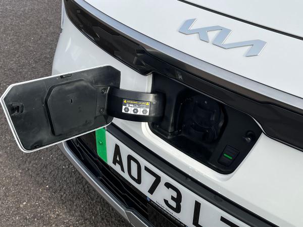 Kia Niro Photo autoimg-085715d9b47ba0446896272a68154cb91c2f7eb4.jpg