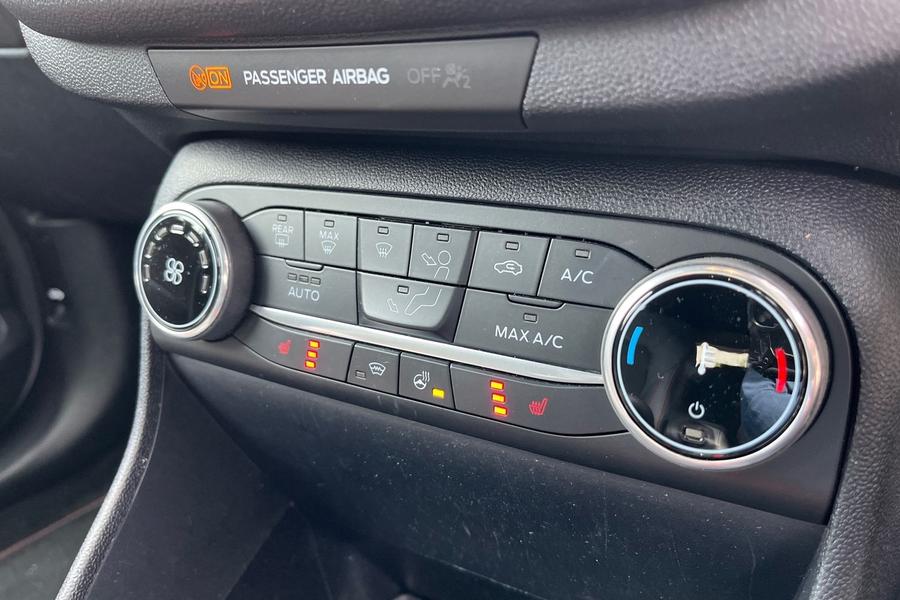 Ford FIESTA Photo autoimg-085b6645ea9ae74a6596b1e945cd7f69bcb997be.jpg