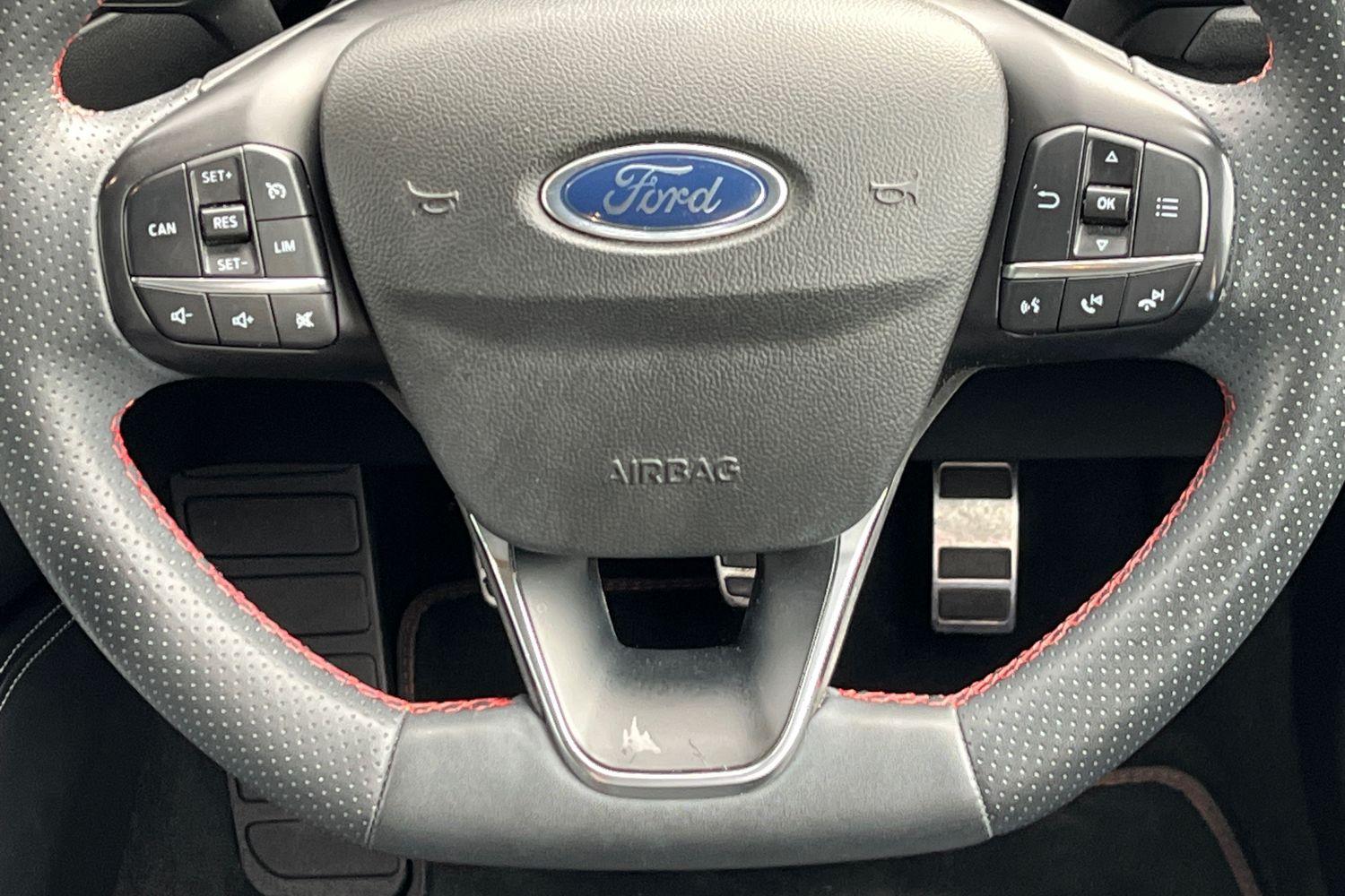 Ford FOCUS Photo 11
