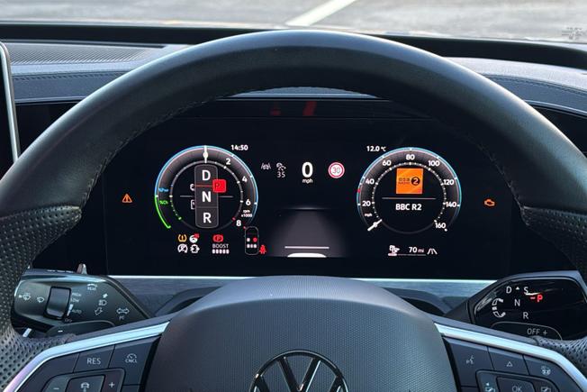 VOLKSWAGEN Passat Photo 15