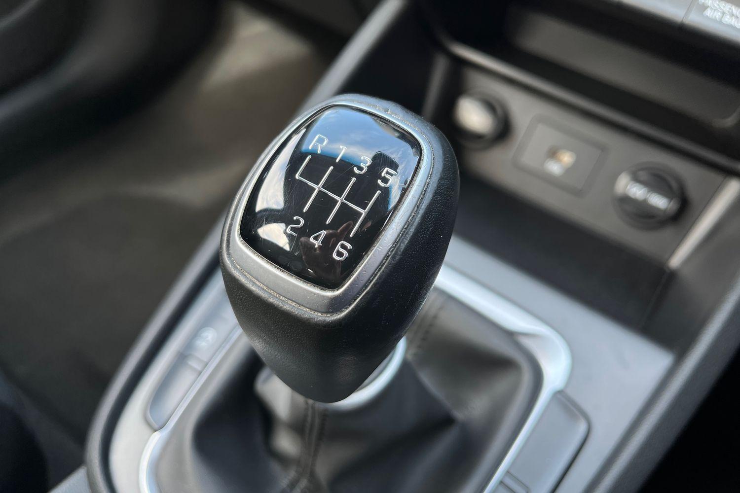 Hyundai KONA Photo 32