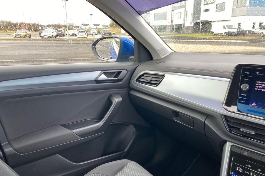Volkswagen T-ROC Photo autoimg-0861fc62d7c4b09c9bc994c375ed935d054864f5.jpg