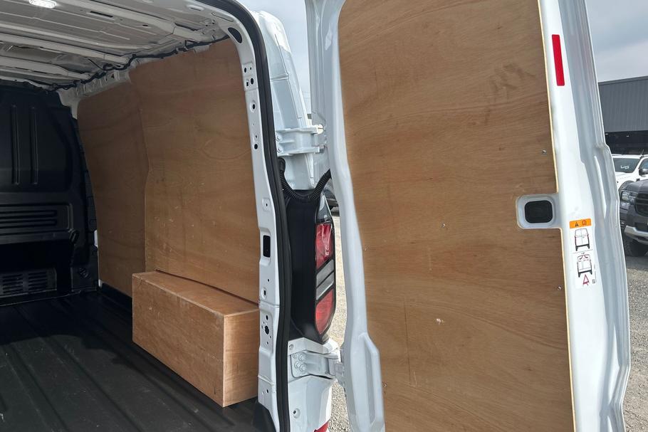 Used Ford TRANSIT CUSTOM PX25YSD 33