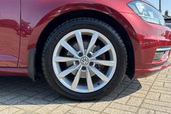 VOLKSWAGEN Golf Photo 5