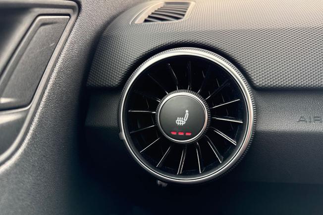 AUDI TT Photo 46