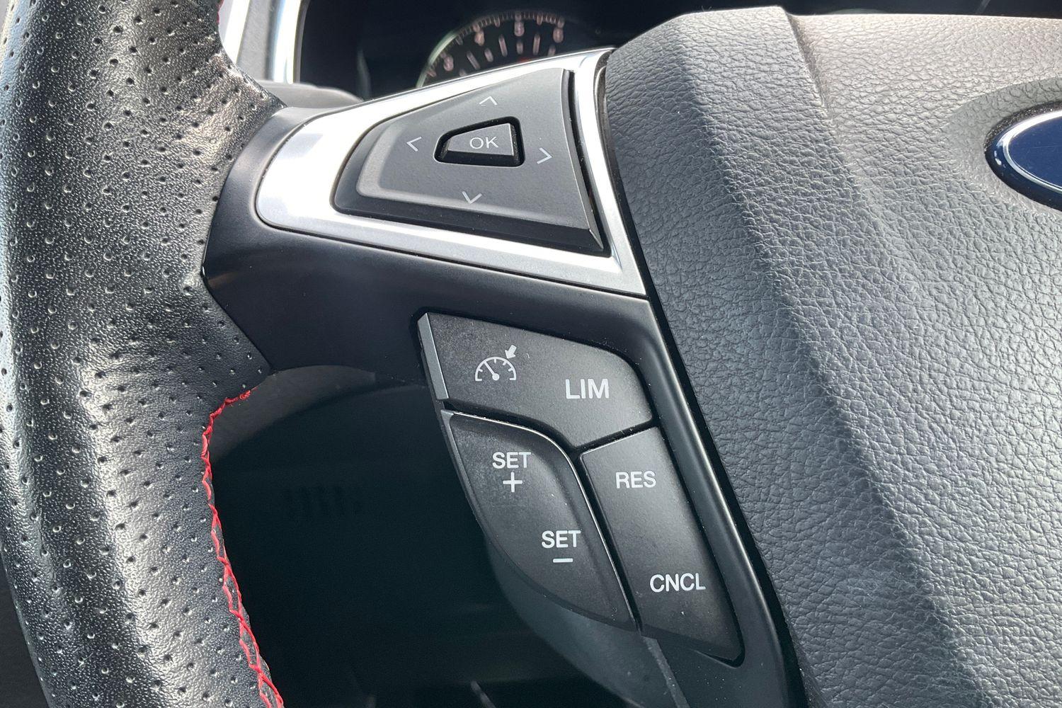 Ford S-MAX Photo 30